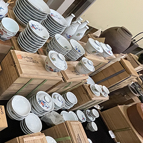 使わなくなった食器や花瓶、贈答品